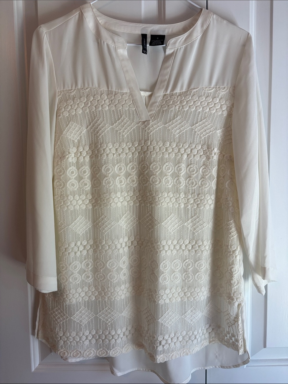 New Directions Ivory Lace Front Blouse - Ladies Lightweight Tunic Small